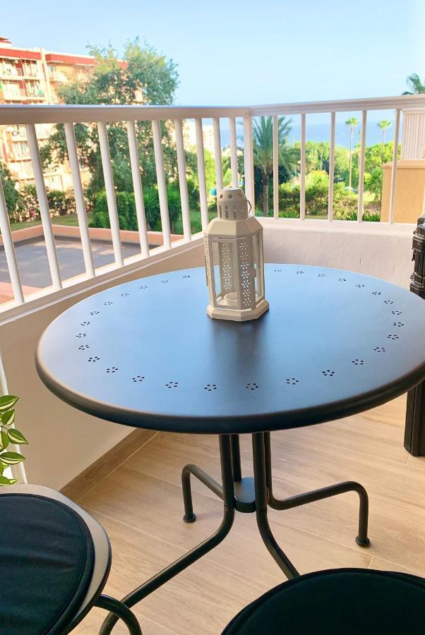 Apartamento Premium Con Piscina - Recepcion 24 Hs Benalmádena Kültér fotó